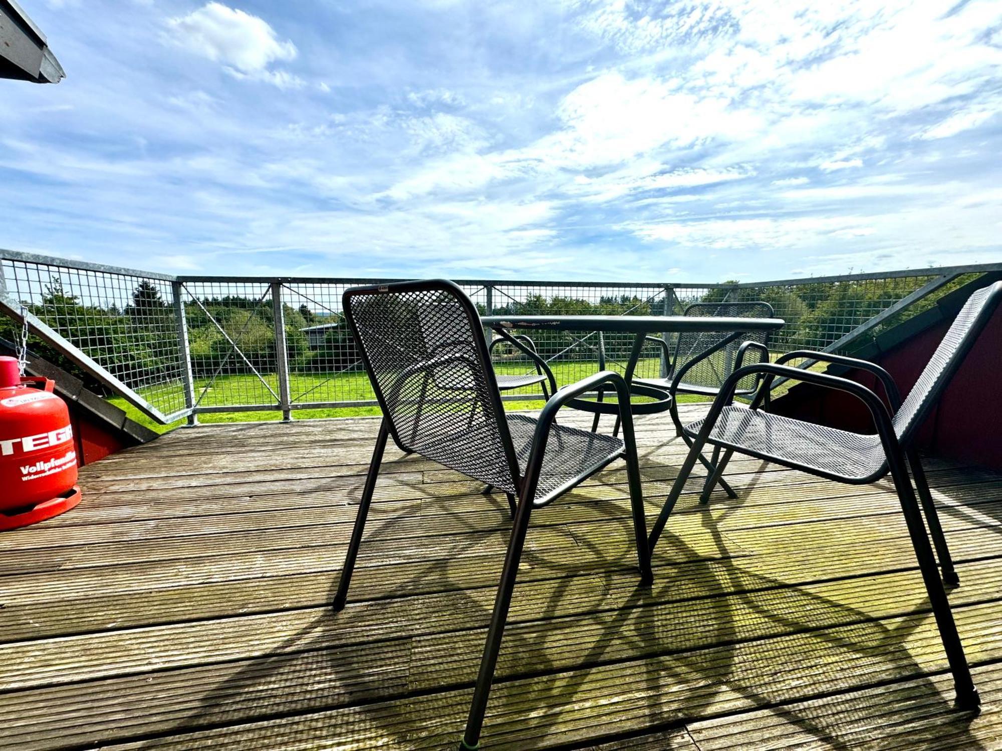 Studio - grosses Wohn-Schlafzimmer - Dachterrasse - Kamin - Küche - Hohes Venn - Monschau - Eifel - Hunde willkommen beim Hof Vierzehnender Exterior foto